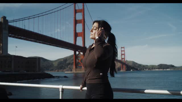 Galaxy Buds4 Pro — commercial